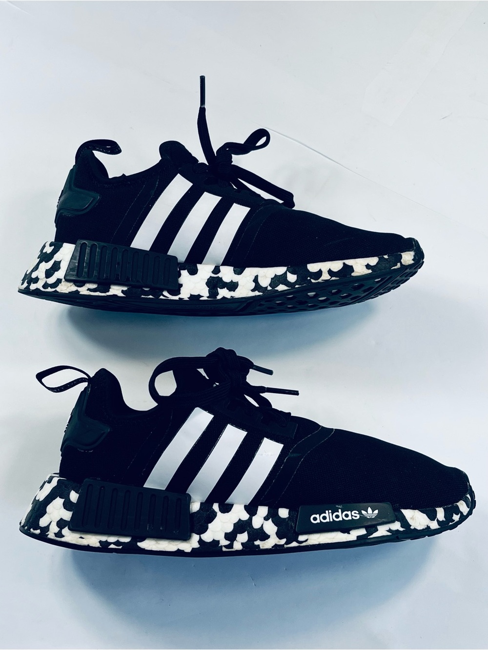 Adidas Youth NMD R 1 Running Shoes #GW9594 Black White Speckled Boys:6 Sneakers - Picture 2 of 15